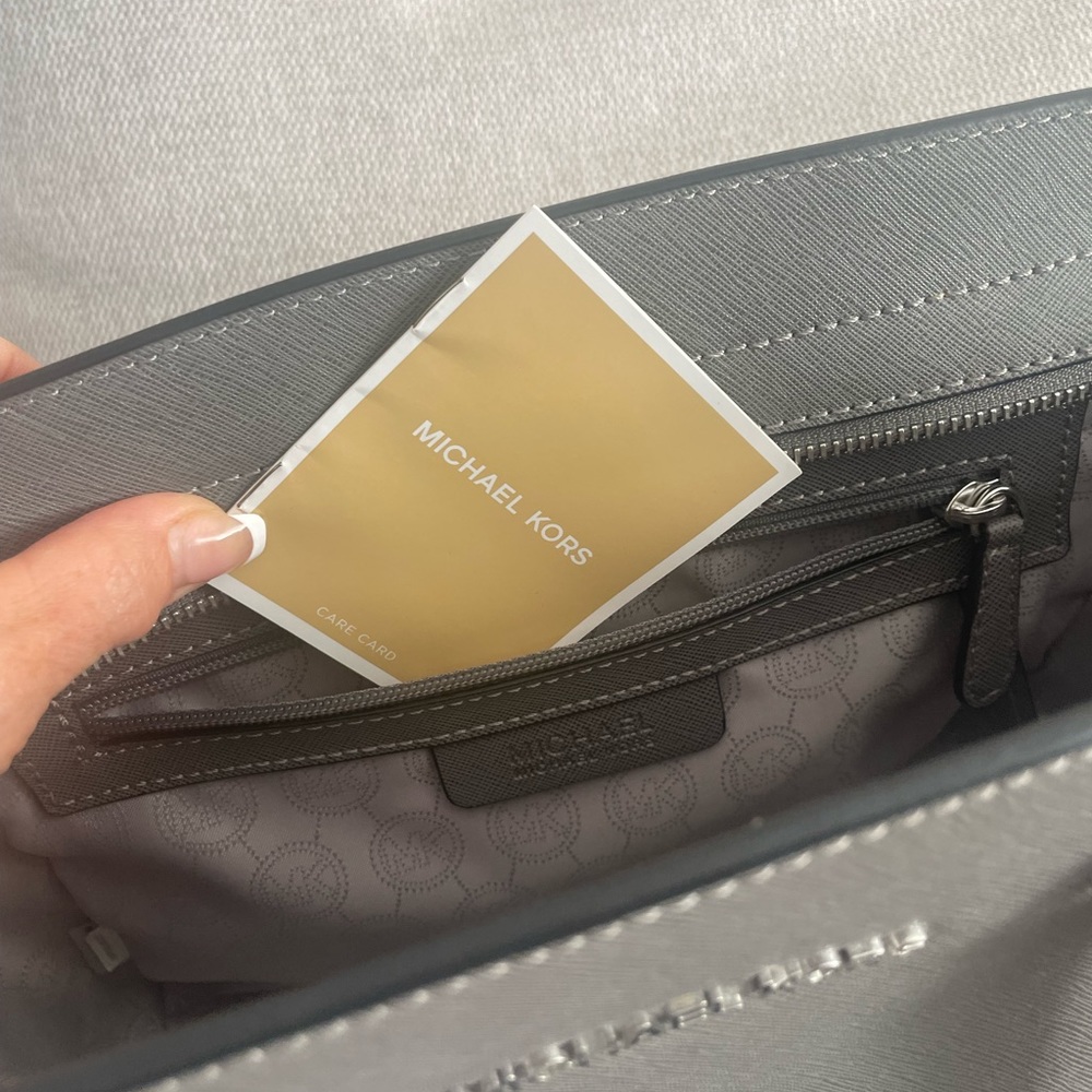 Michael Kors - Picture 6 of 9